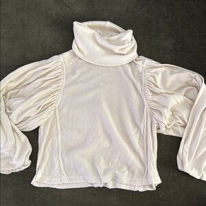 Free People Soft Cream Knit Sweater sz M